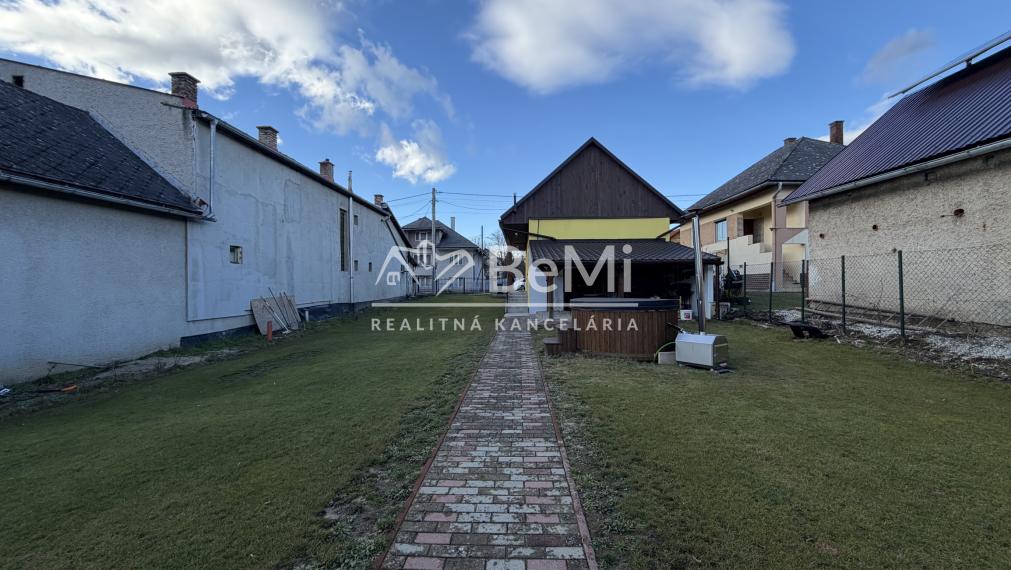 Luxusne zrekonštruovaný dom  Vlachovo - EXKLUZÍVNE NA PREDAJ