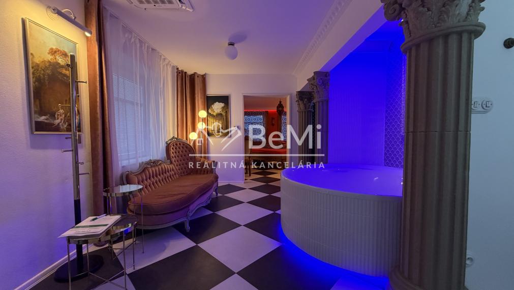 Luxusne zrekonštruovaný dom  Vlachovo - EXKLUZÍVNE NA PREDAJ