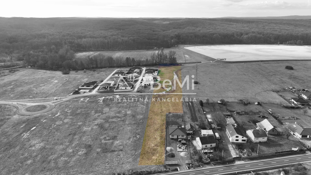 Pozemok na stavbu na predaj-Lučenec