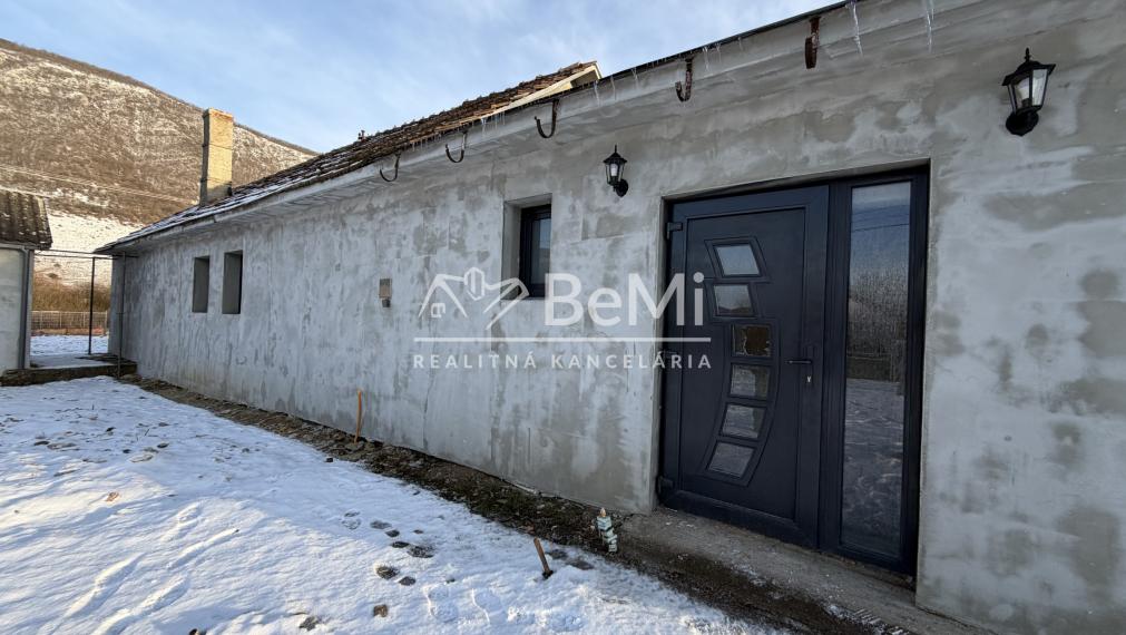 Rodinný dom v obci Kunová Teplica -NA PREDAJ