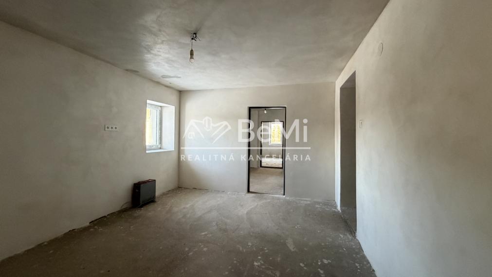 Rodinný dom v obci Kunová Teplica -NA PREDAJ