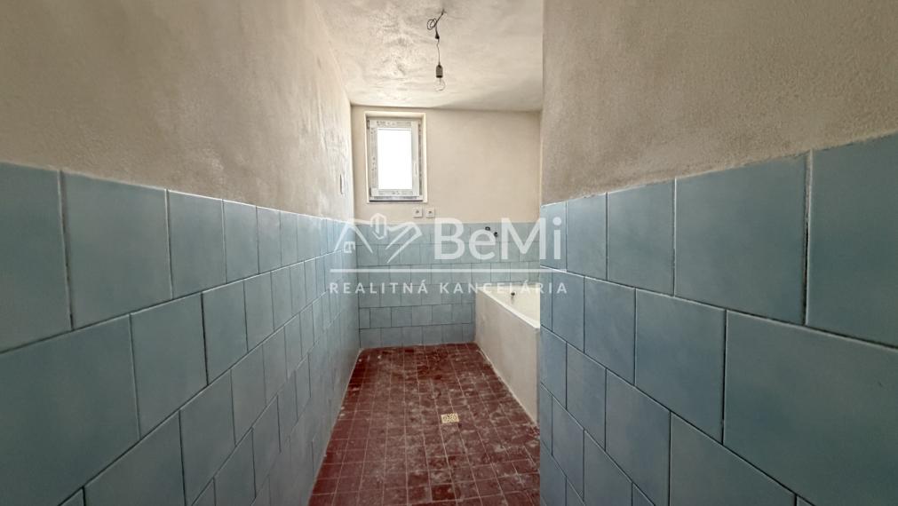 Rodinný dom v obci Kunová Teplica -NA PREDAJ