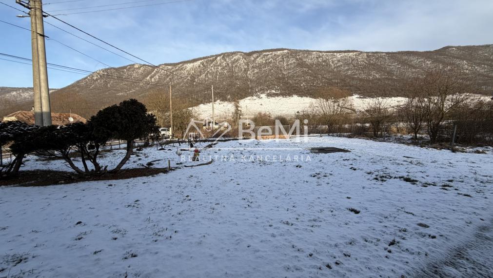 Rodinný dom v obci Kunová Teplica -NA PREDAJ