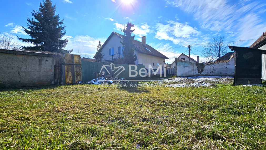 STAVEBNÝ POZEMOK V RIMAVSKEJ SOBOTE - NA PREDAJ