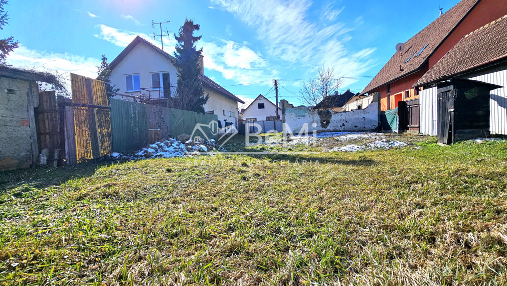 STAVEBNÝ POZEMOK V RIMAVSKEJ SOBOTE - NA PREDAJ