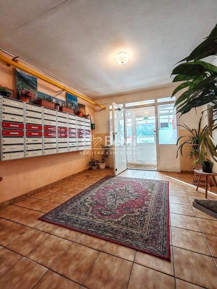 Veľký 1 izbový byt Košice Terasa