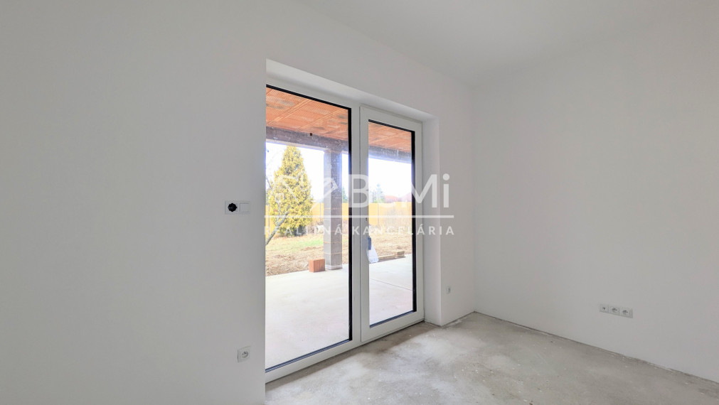 Predaj, rozostavaná budova- Zlaté Moravce (1245-12-AFI)