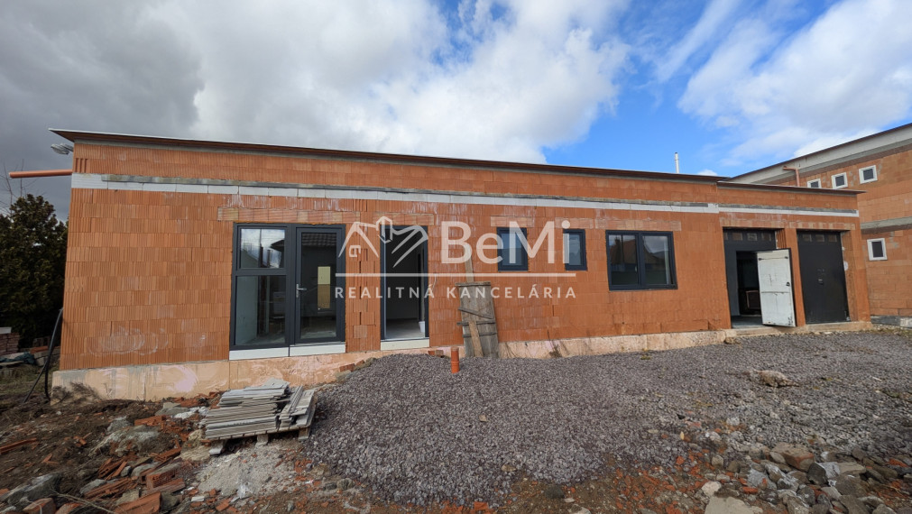 Predaj, rozostavaná budova- Zlaté Moravce (1245-12-AFI)