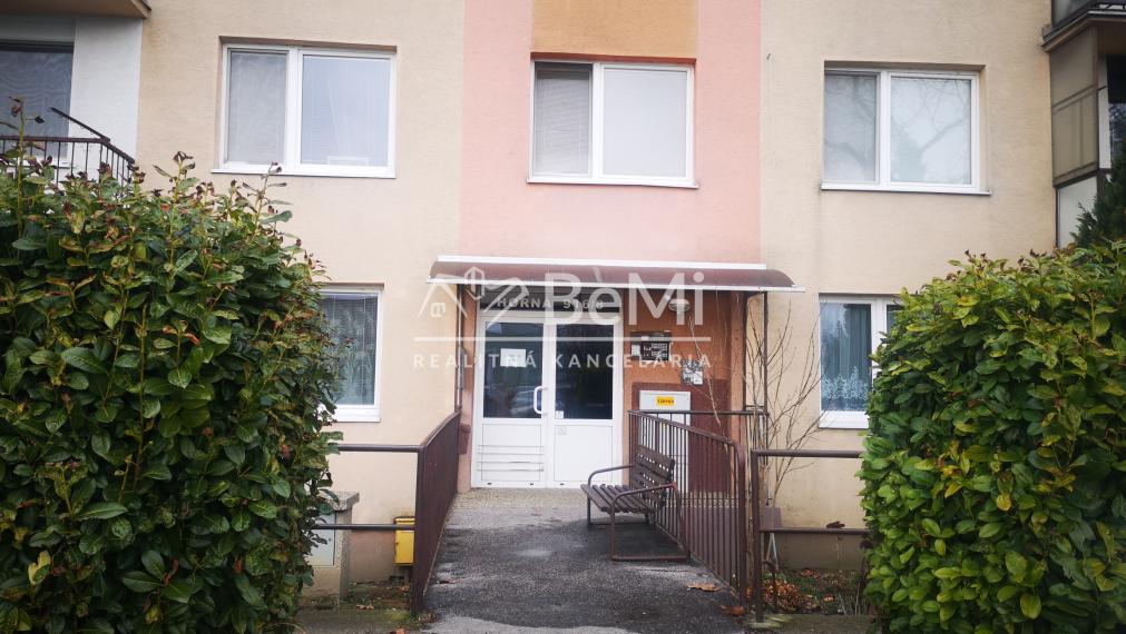 Na predaj 3 izbový byt v Šali pri Kauflande ID 035-113 EVBA