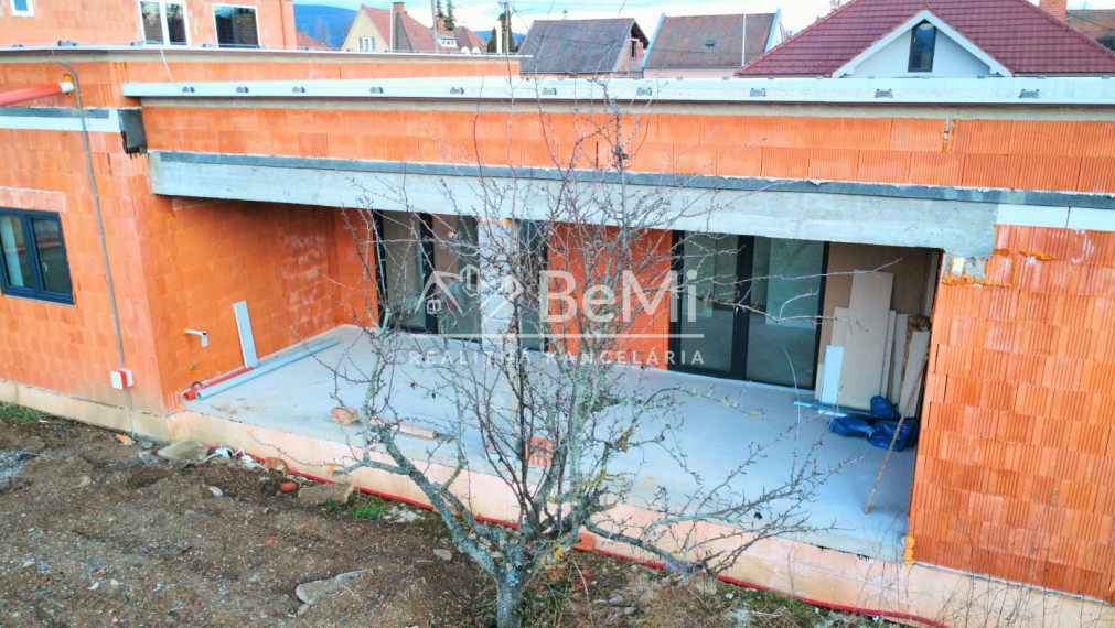 Predaj, rozostavaná budova- Zlaté Moravce (1245-12-AFI)