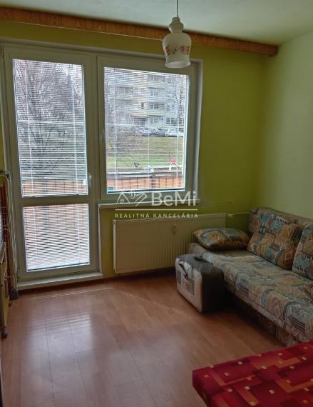 044-113-PAMAa 3,5-IZBOVÝ BYT S BALKÓNOM NA KLOKOČINE