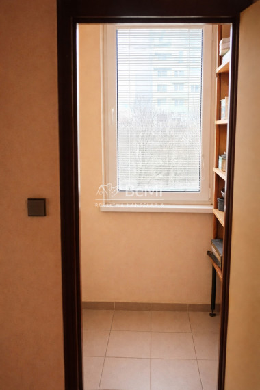 044-113-PAMAa 3,5-IZBOVÝ BYT S BALKÓNOM NA KLOKOČINE