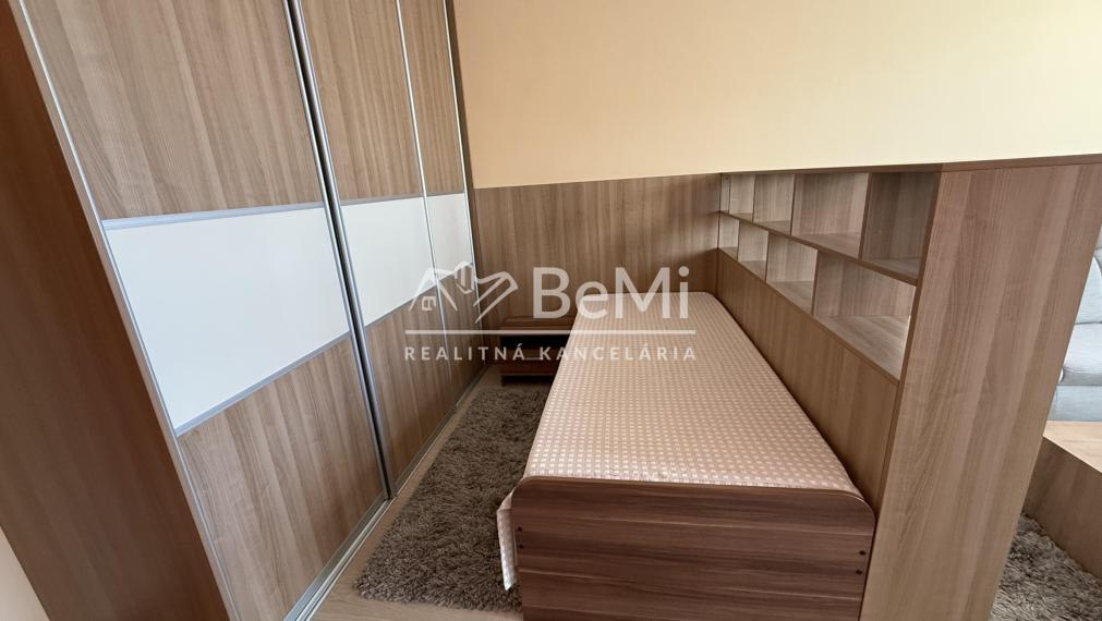 1 - izbový byt 49 m2 vlastné kúrenie obec Báb ID 603-111-MIG