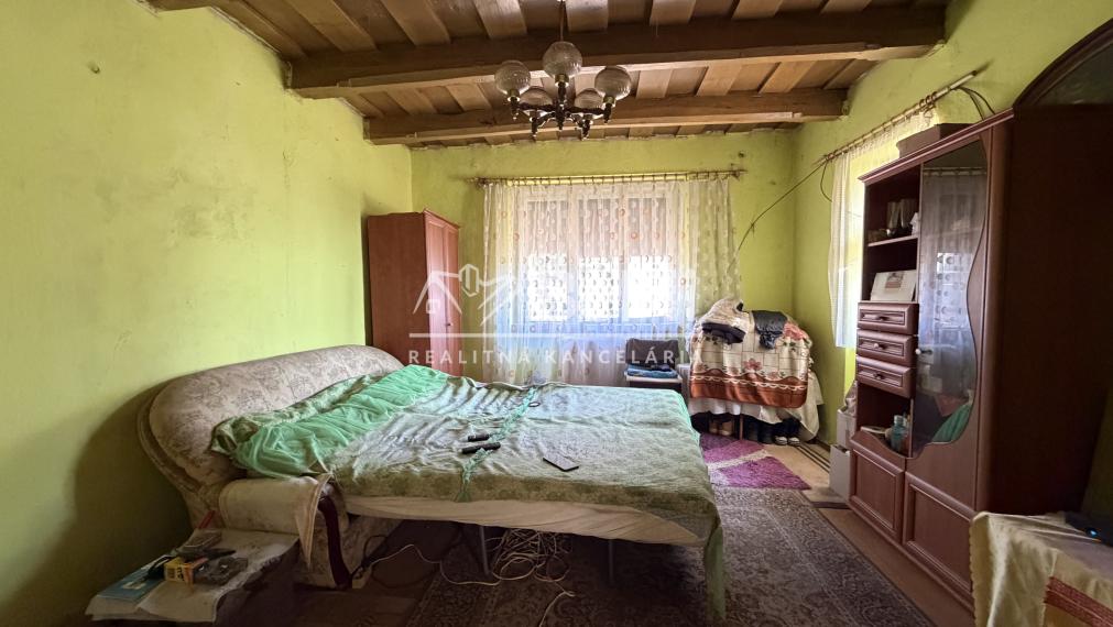 Rodinný dom v obci Hucín-EXKLUZÍVNE  NA PREDAJ