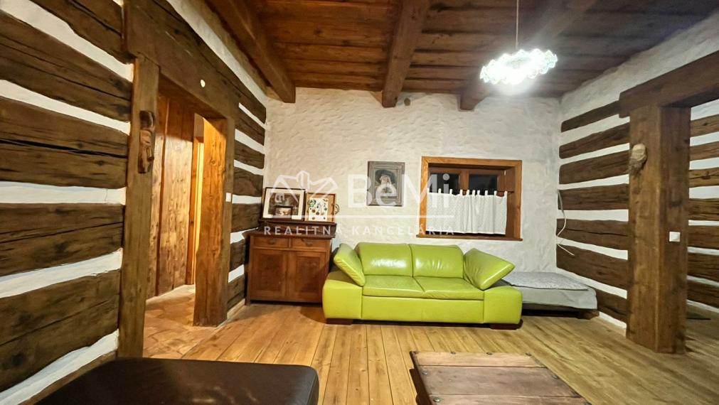 Zrekonštruovaný rodinný dom / chalupa v lone prírody – Horná Maríková