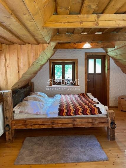 Zrekonštruovaný rodinný dom / chalupa v lone prírody – Horná Maríková