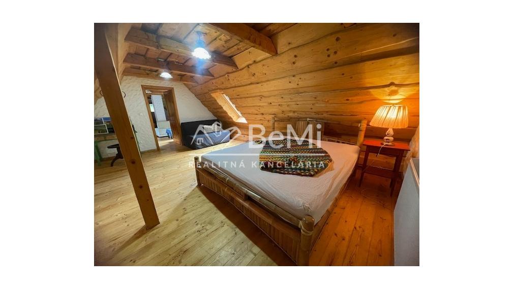 Zrekonštruovaný rodinný dom / chalupa v lone prírody – Horná Maríková