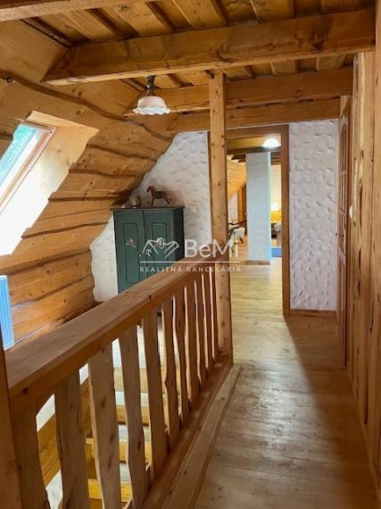 Zrekonštruovaný rodinný dom / chalupa v lone prírody – Horná Maríková