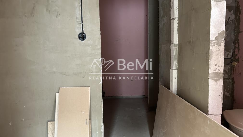 Predaj rodinného domu - Tekovské Lužany LEVICE (003-12-MIVYa)