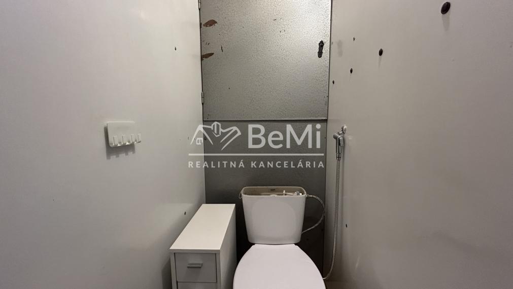 Predaj veľký 3 izbový byt  - LEVICE (116-113-MIJKa)