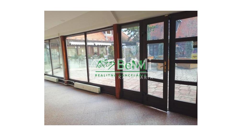 Obchodný priestor na prenájom - Lučenec