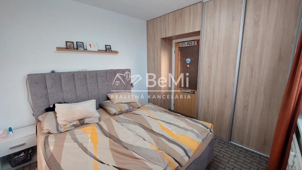 Na predaj 4izbový byt s balkónom v centre Topoľčany