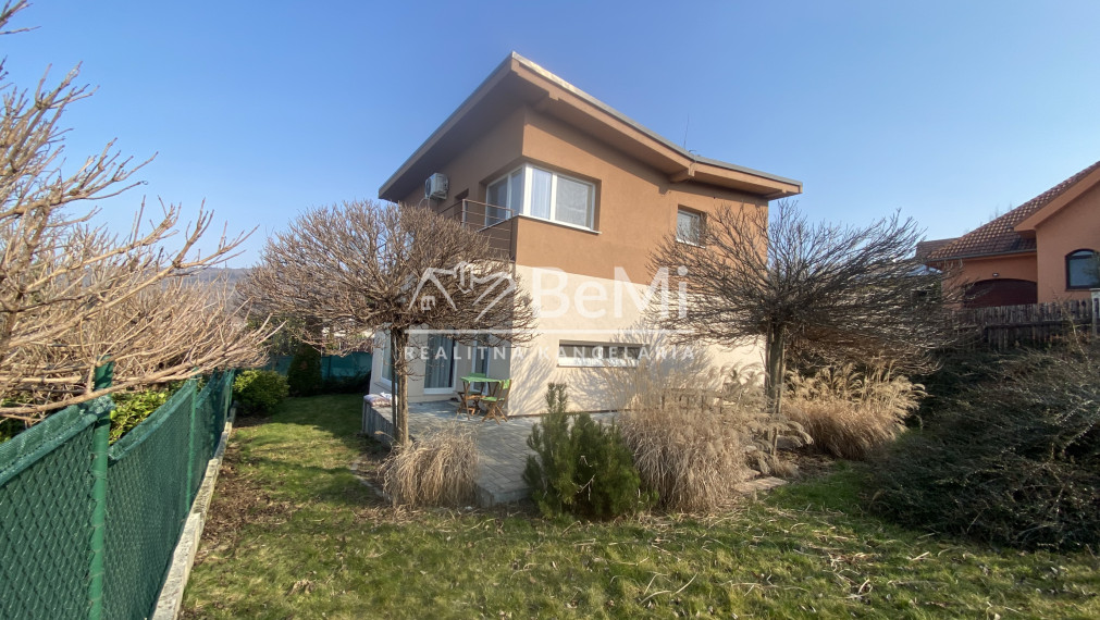 Nitra ZOBOR 4 - izbový RD ID 604-12-MIG