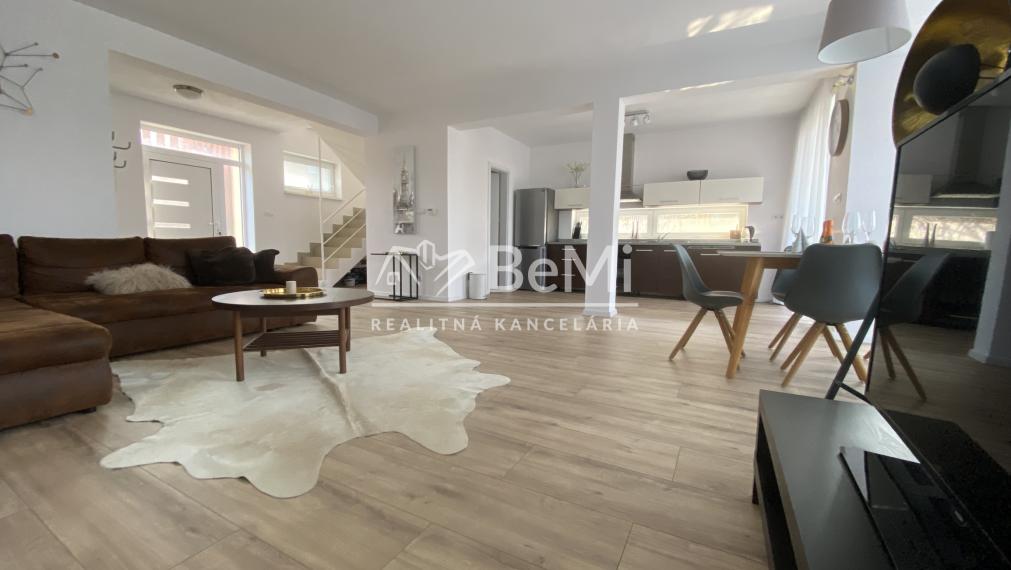 Nitra ZOBOR 4 - izbový RD ID 604-12-MIG