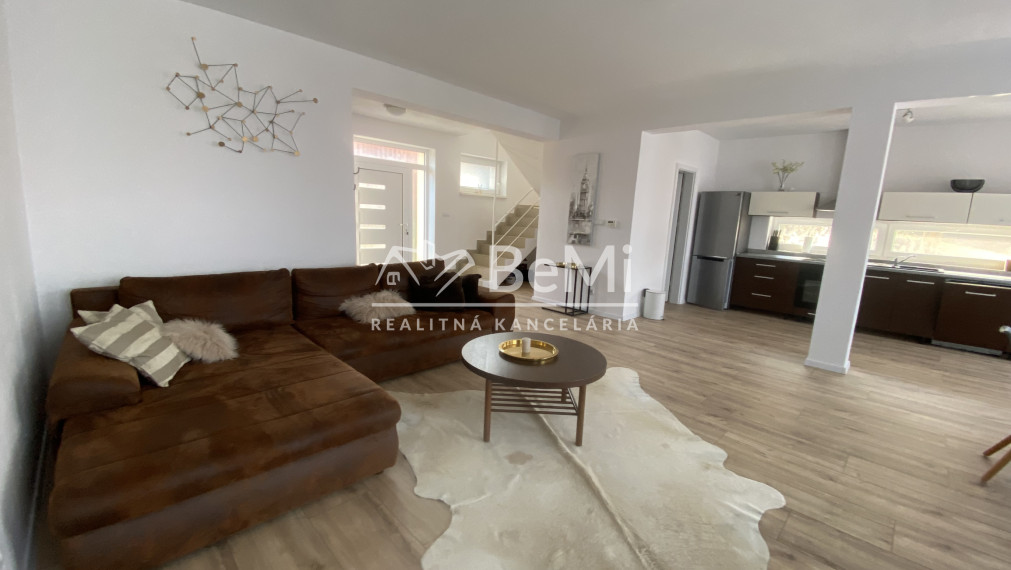 Nitra ZOBOR 4 - izbový RD ID 604-12-MIG