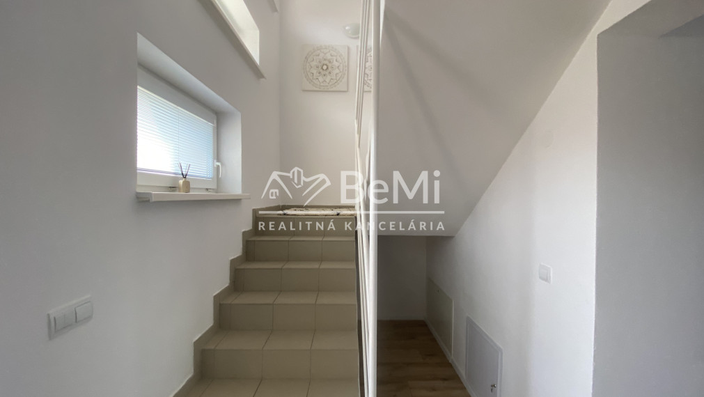 Nitra ZOBOR 4 - izbový RD ID 604-12-MIG