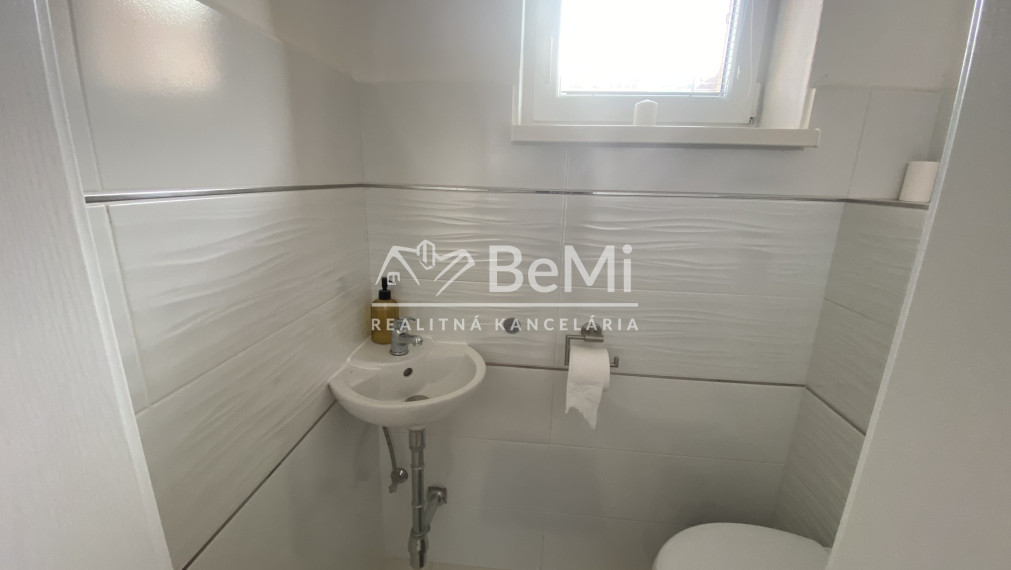 Nitra ZOBOR 4 - izbový RD ID 604-12-MIG