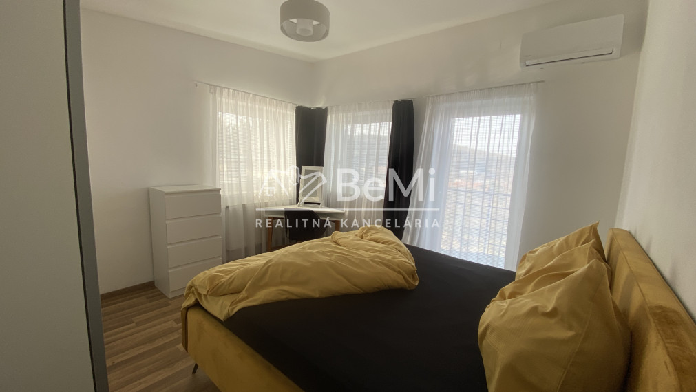 Nitra ZOBOR 4 - izbový RD ID 604-12-MIG