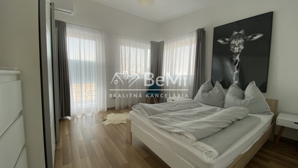 Nitra ZOBOR 4 - izbový RD ID 604-12-MIG