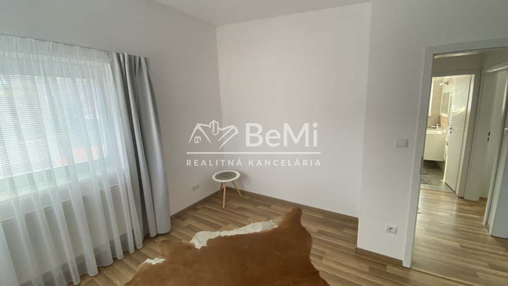 Nitra ZOBOR 4 - izbový RD ID 604-12-MIG