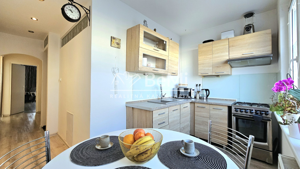 PREDAJ/VÝMENA 2-IZBOVÝ BYT S LÓDŽIOU SÍDL.RIMAVA RIM. SOBOTA