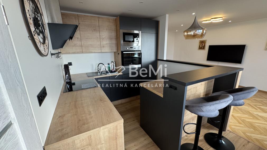 Technicky nadupaný 3-izbový byt v Košiciach (002-113-JFE)