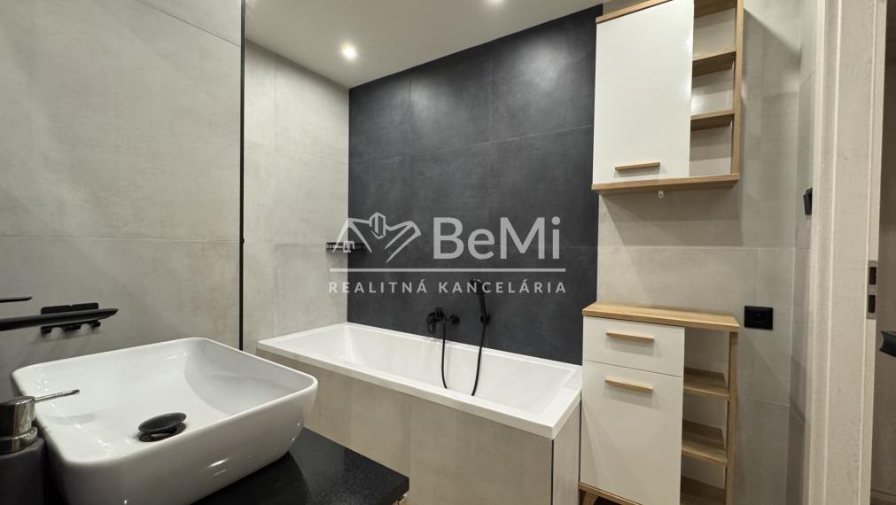 Technicky nadupaný 3-izbový byt v Košiciach (002-113-JFE)