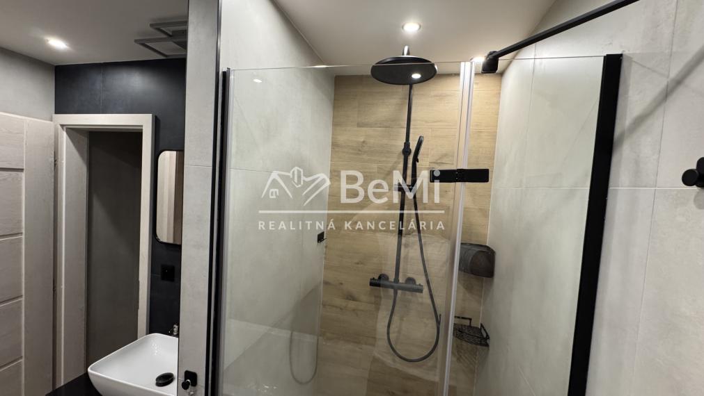 Technicky nadupaný 3-izbový byt v Košiciach (002-113-JFE)