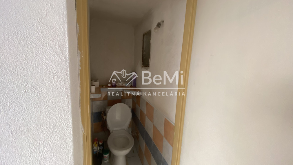 Nitra Dražovce 5 izbový RD pod lesom ID 605-12-MIG