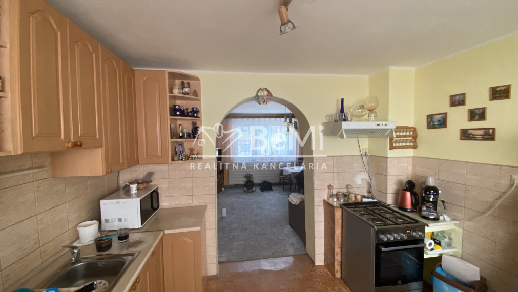 Nitra Dražovce 5 izbový RD pod lesom ID 605-12-MIG