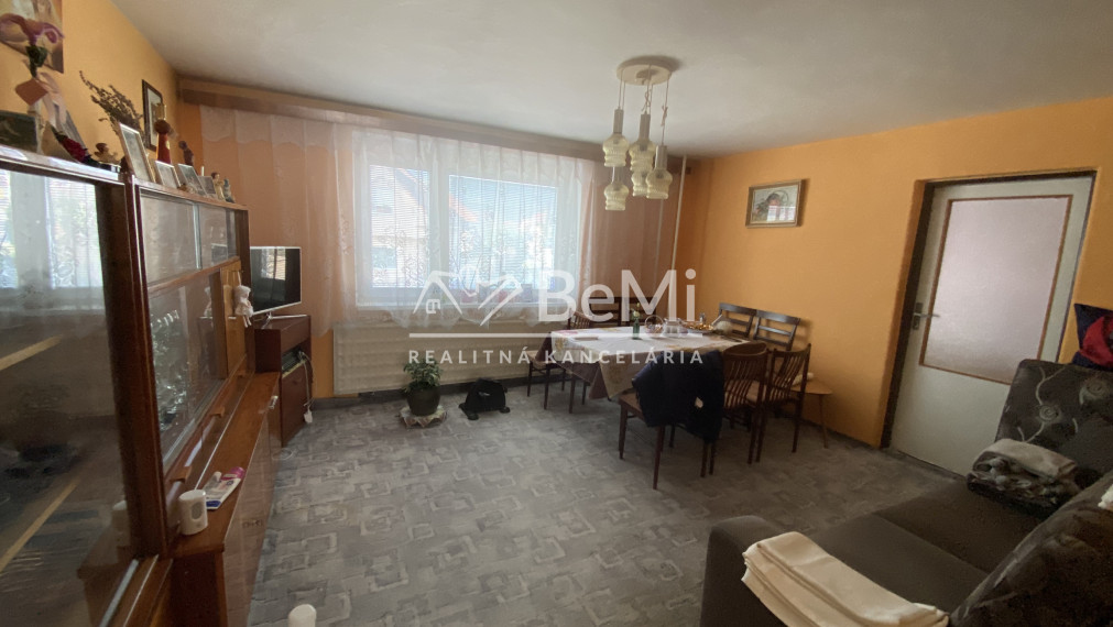 Nitra Dražovce 5 izbový RD pod lesom ID 605-12-MIG