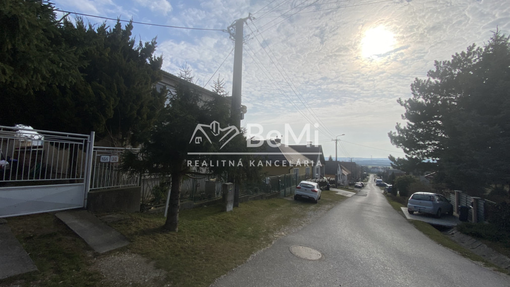 Nitra Dražovce 5 izbový RD pod lesom ID 605-12-MIG