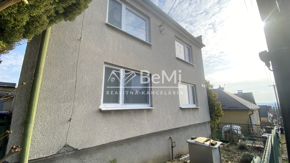 Nitra Dražovce 5 izbový RD pod lesom ID 605-12-MIG