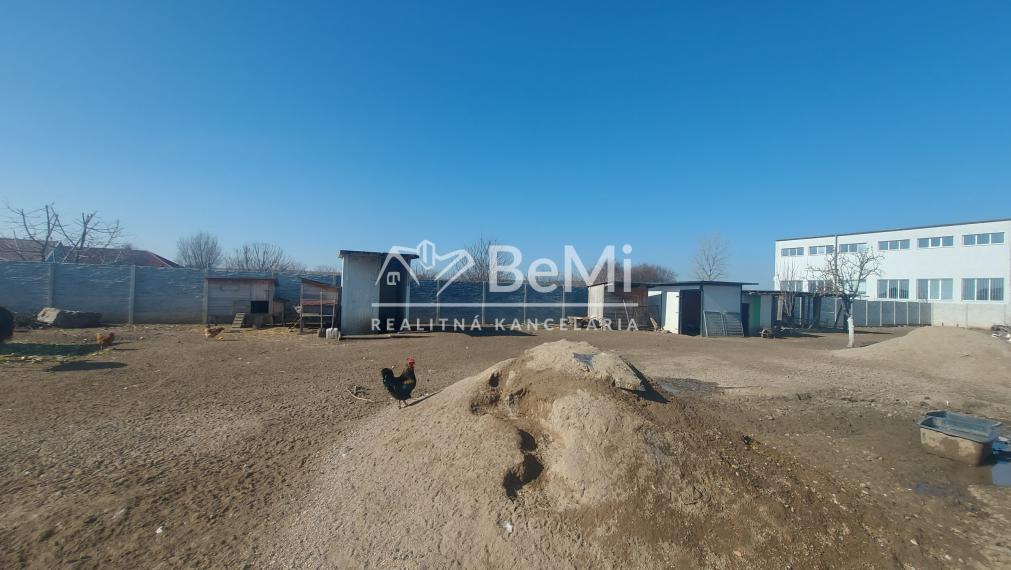 Predaj stavebný pozemok Zbehy pri Nitre (245-14-JUFa)