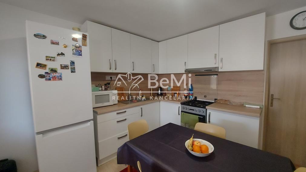 Rezervované.Predaj  dom(chalupu) Rastislavice(246-12-JUF)