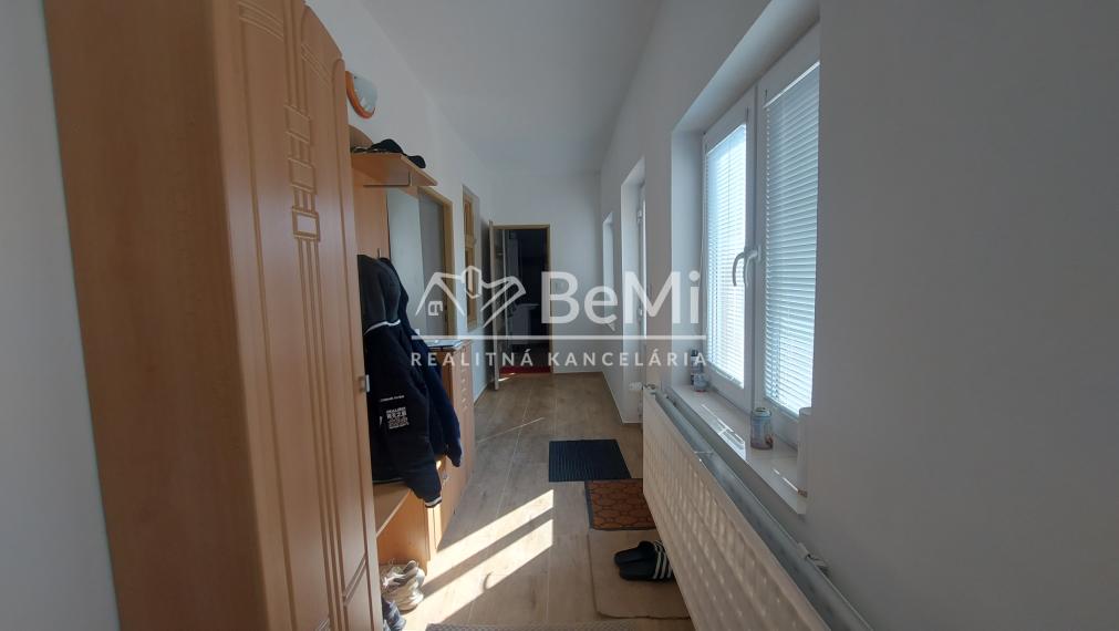 Rezervované.Predaj  dom(chalupu) Rastislavice(246-12-JUF)