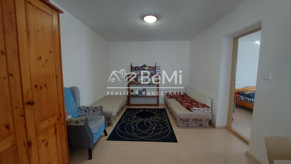 Rezervované.Predaj  dom(chalupu) Rastislavice(246-12-JUF)