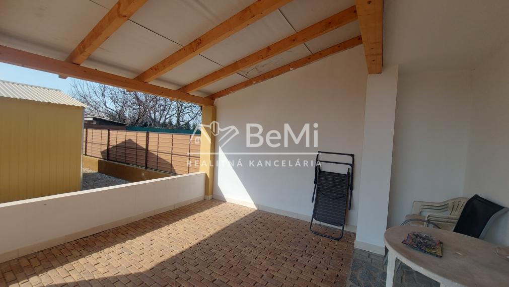 Rezervované.Predaj  dom(chalupu) Rastislavice(246-12-JUF)