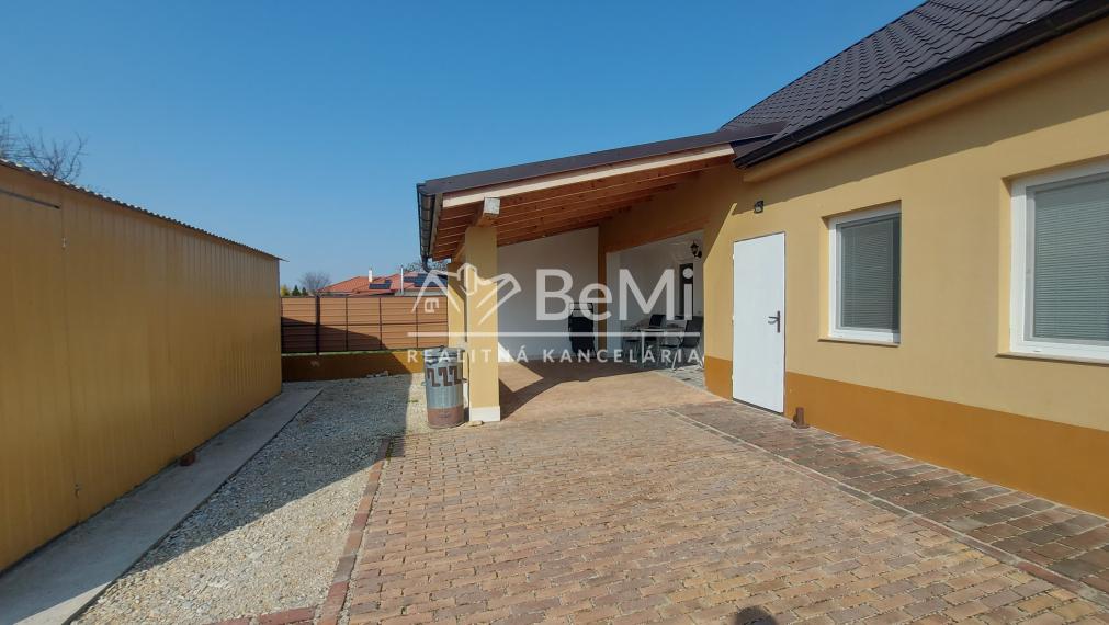 Rezervované.Predaj  dom(chalupu) Rastislavice(246-12-JUF)