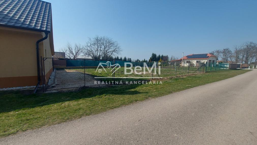 Rezervované.Predaj  dom(chalupu) Rastislavice(246-12-JUF)